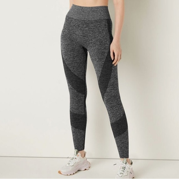 PINK Victoria's Secret Pants - PINK Grey Seamless Air Leggings